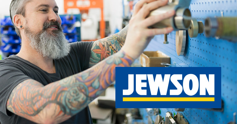 tradesman picking materials in Jewson