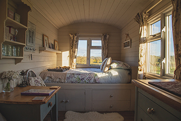 Picture of a small bedroom in a house extension