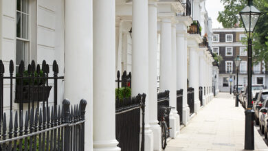 Picture of an expensive street in London